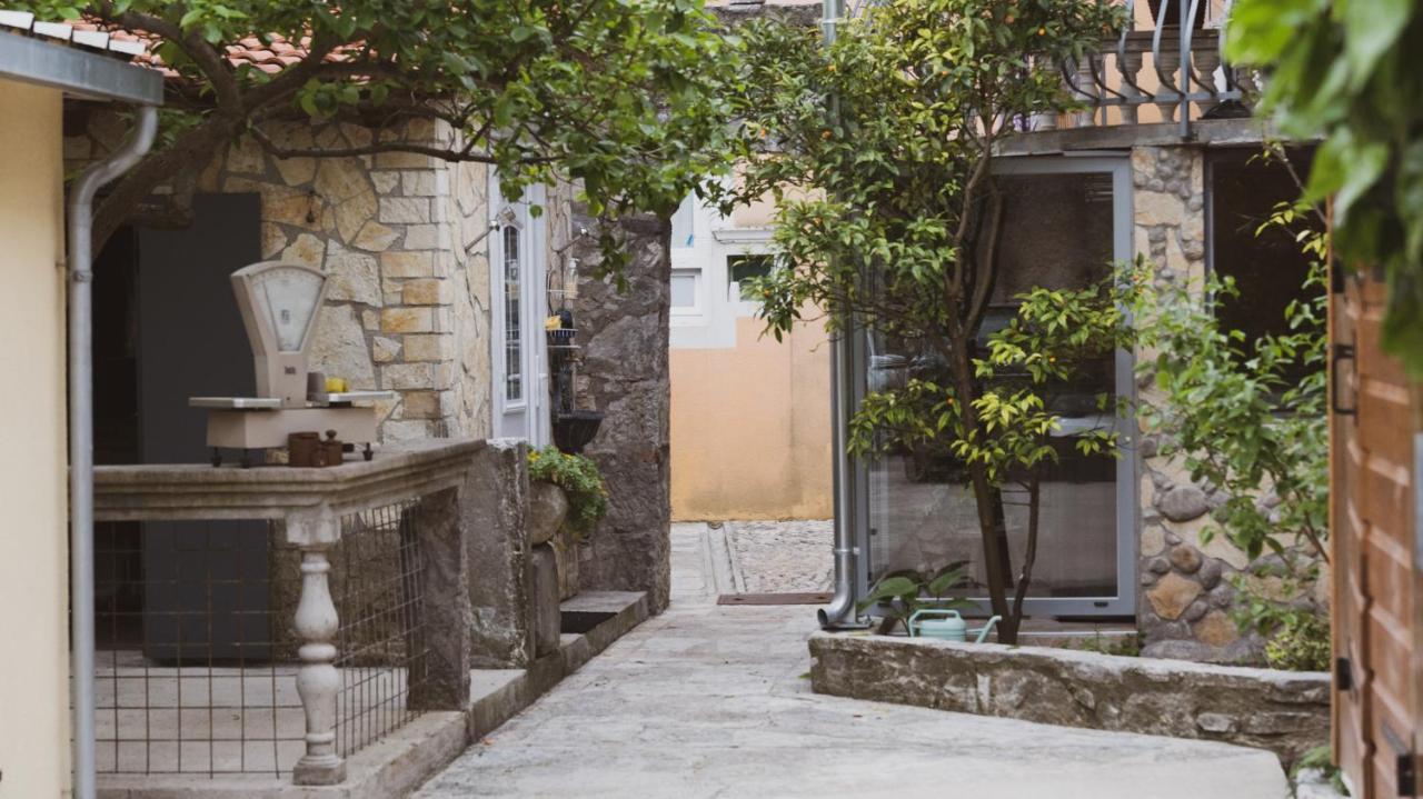 Scardona Rustica, Bed & Breakfast With Jacuzzi, Bbq And Free Parking In Skradin, Krka Apartment Екстериор снимка