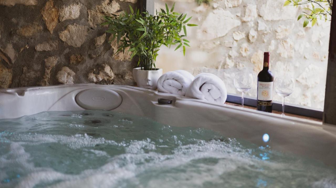 Scardona Rustica, Bed & Breakfast With Jacuzzi, Bbq And Free Parking In Skradin, Krka Apartment Екстериор снимка
